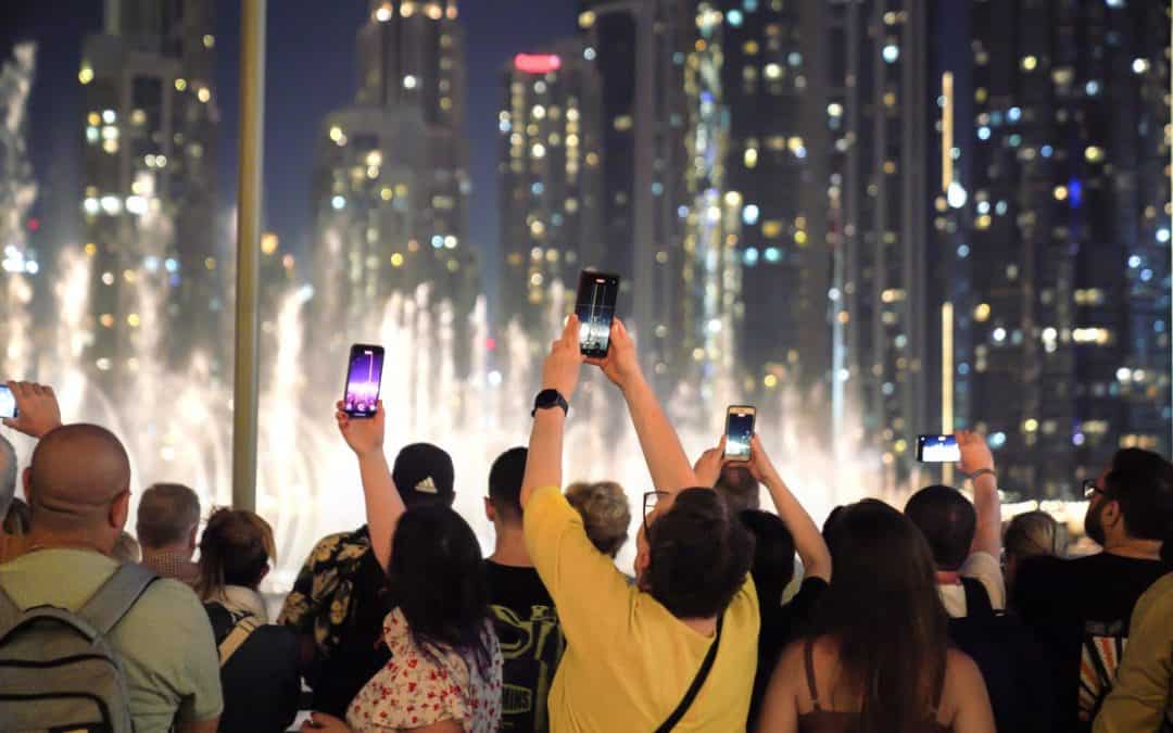 Kako fotografirati noću: najbolji trikovi za mobitel